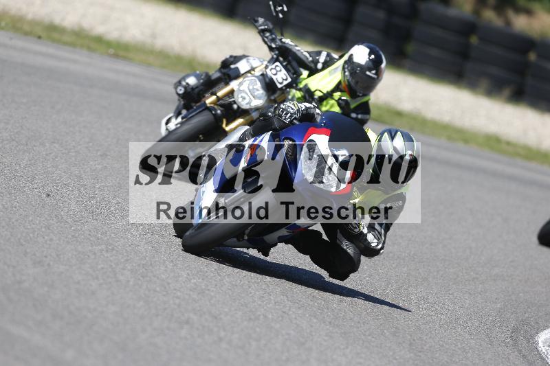 /Archiv-2025/48 25.08.2025 Cornu Master School ADR/blau-bleu/0-2